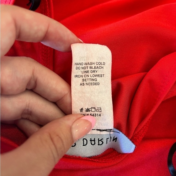 B. Darlin One Shoulder Long Sleeve Shiny Red BodyCon Ruched Side Cocktail Dress - Picture 4 of 10